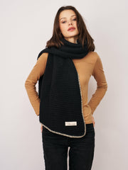 BLANKET STITCH KNIT SCARF - BLACK/IVORY | Vintage Havana Women