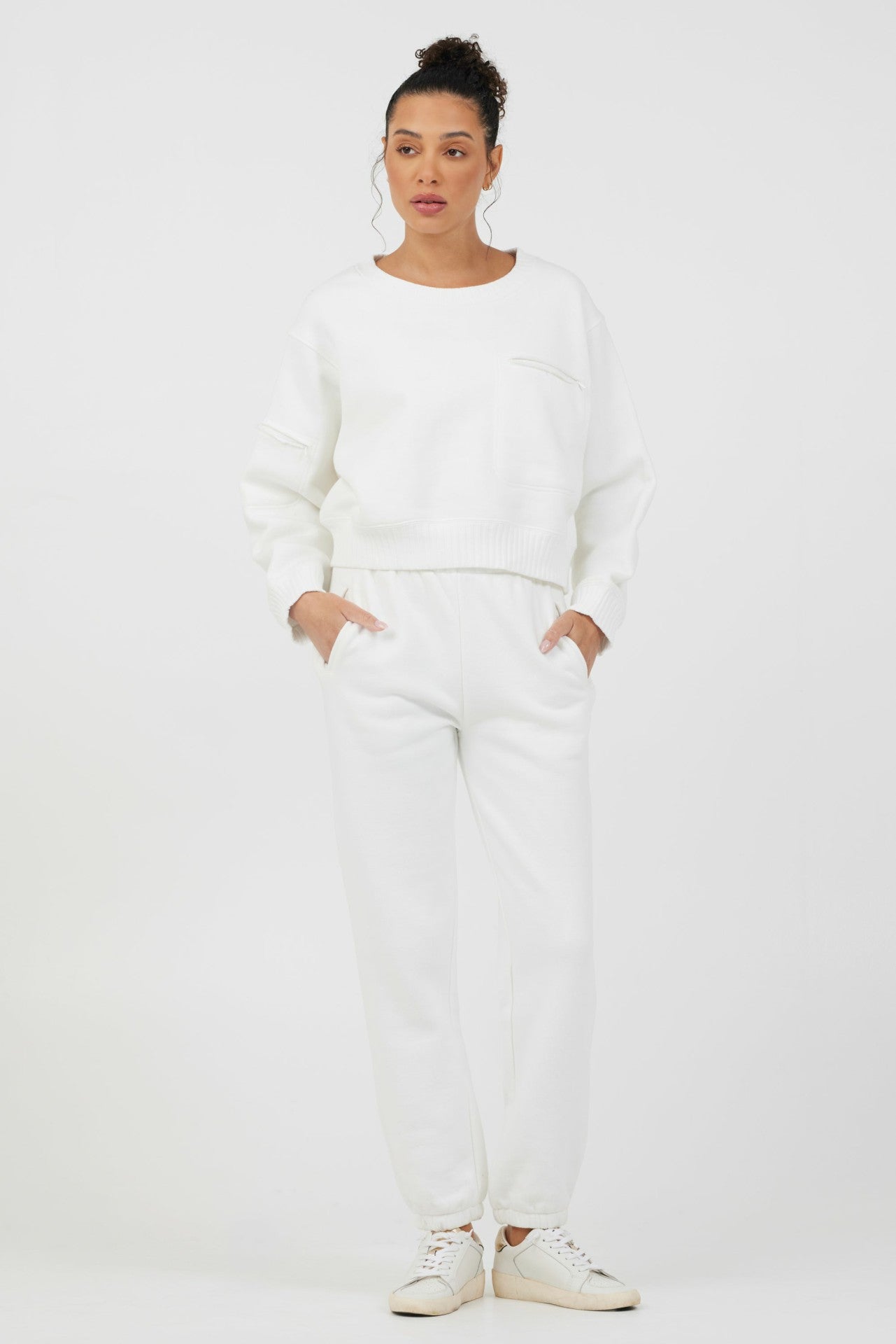 White Essential Fleece Crewneck | Vintage Havana Women