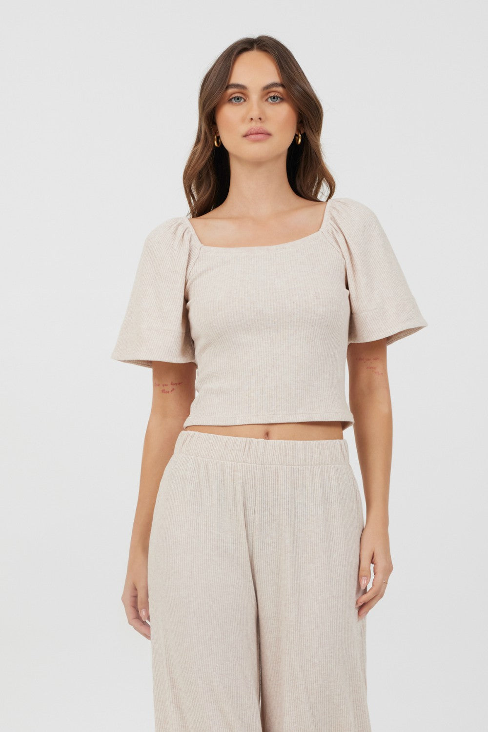 Heather Oatmeal Drapey Knit Puff Sleeve Top | Vintage Havana Women