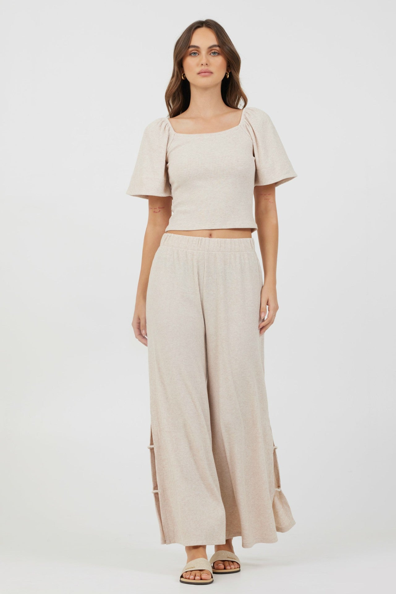 Heather Oatmeal Drapey Knit Puff Sleeve Top | Vintage Havana Women
