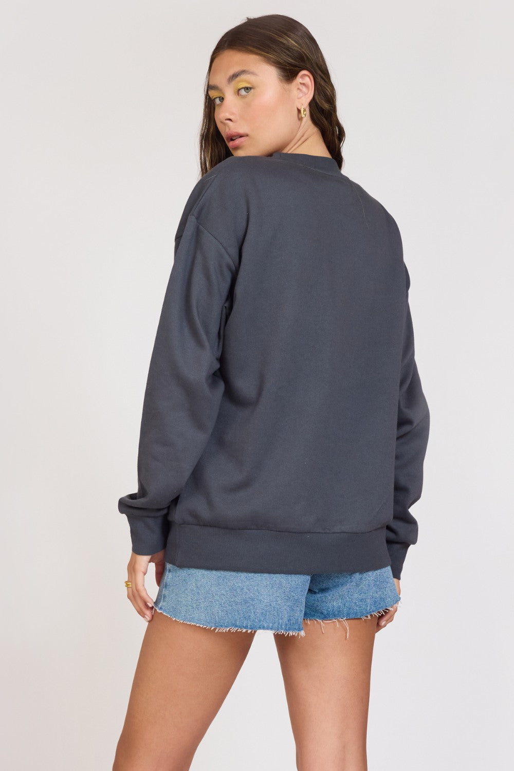 "Surf LA" Black Surf Wash Crewneck | Vintage Havana Women