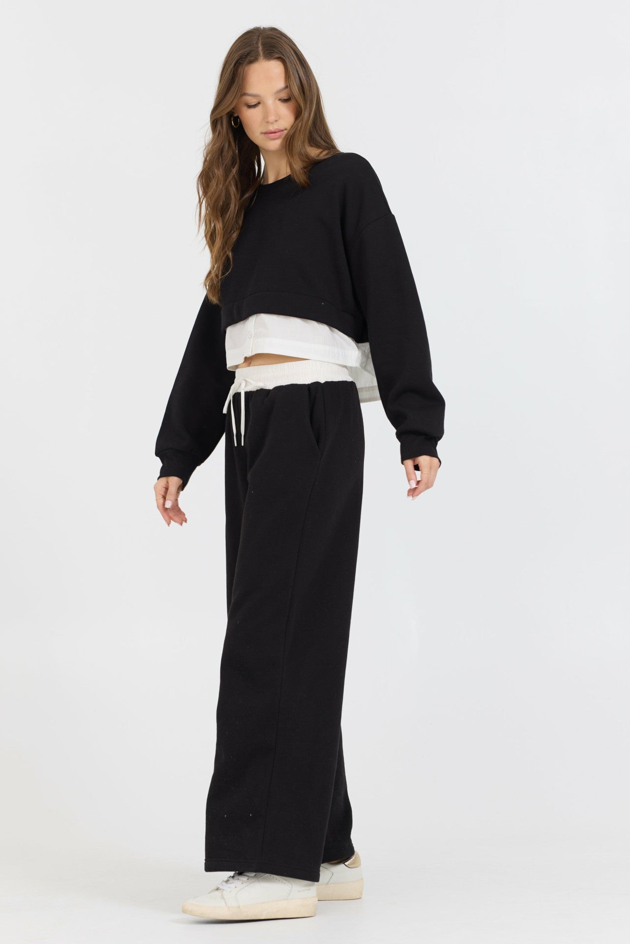 Black/ White Essential Fleece Crewneck W/ Poplin Insert | Vintage Havana Women