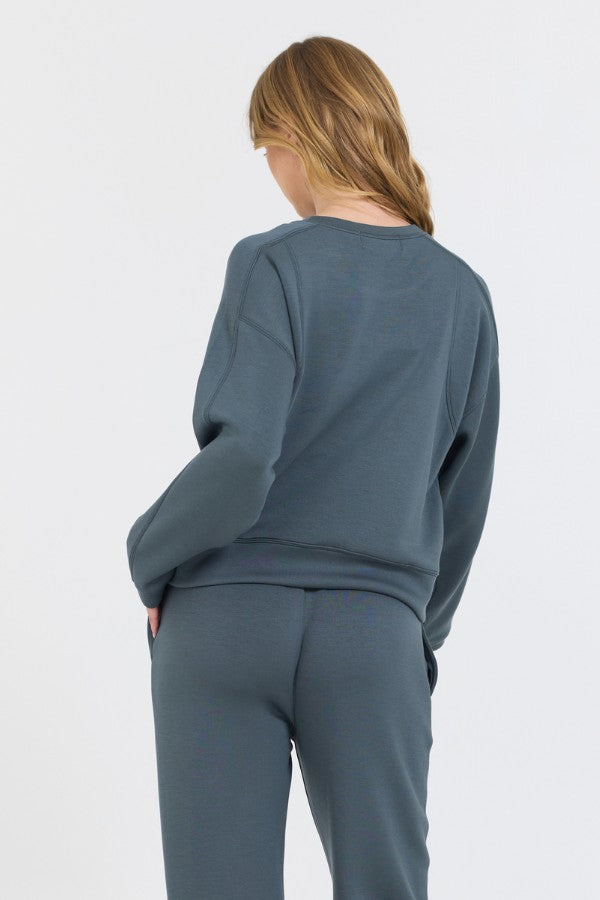 Mountain Grey Cloud Fleece Crewneck | Vintage Havana Women