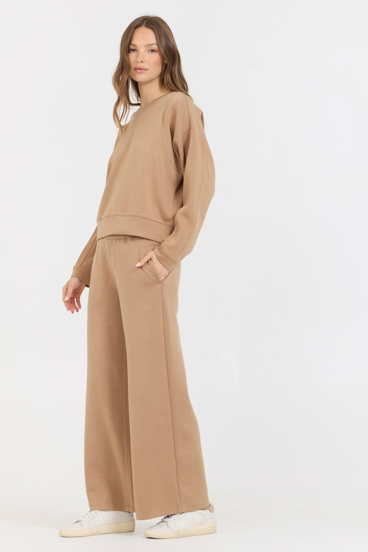Caramel Cloud Fleece Crewneck | Vintage Havana Women