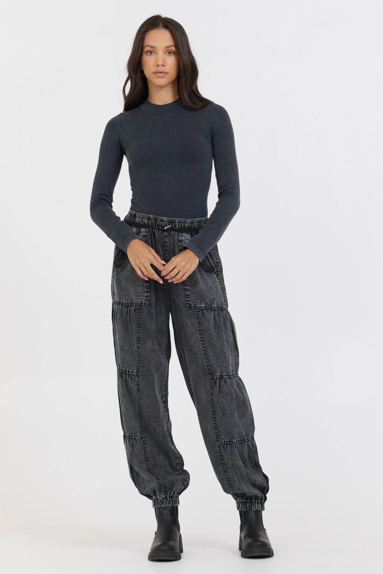 Washed Mountain Seamless Mock Neck Top | Vintage Havana Women