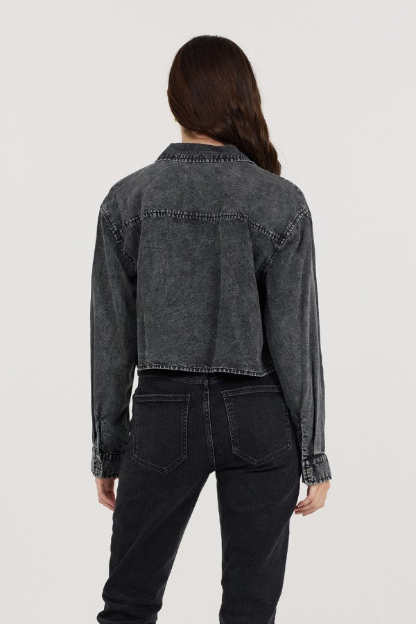 Washed Black Cropped Pocket Detail Shirt | Vintage Havana Women