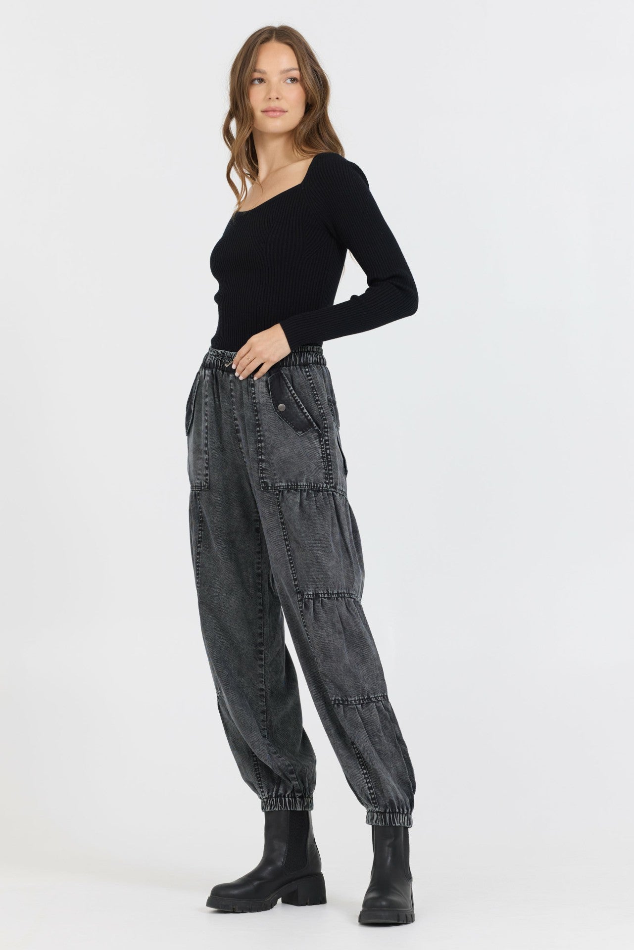 Black Rib Knit Long Sleeve Top | Vintage Havana Women