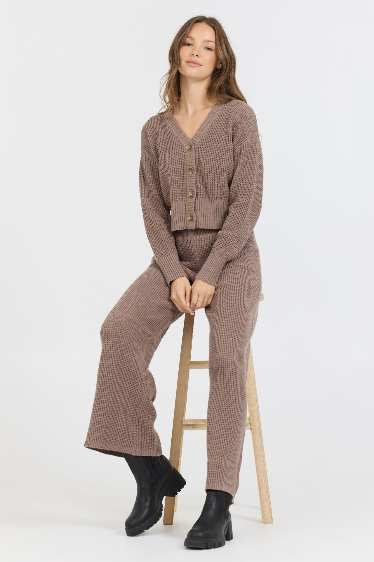 Heather Brown Waffle Knit Flare Pant | Vintage Havana Women