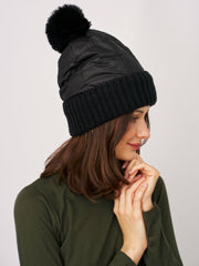 PUFFER POMPOM HAT - BLACK | Vintage Havana Women