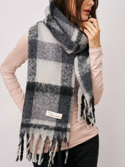 CHECK BRUSH TASSEL SCARF - BLACK | Vintage Havana Women
