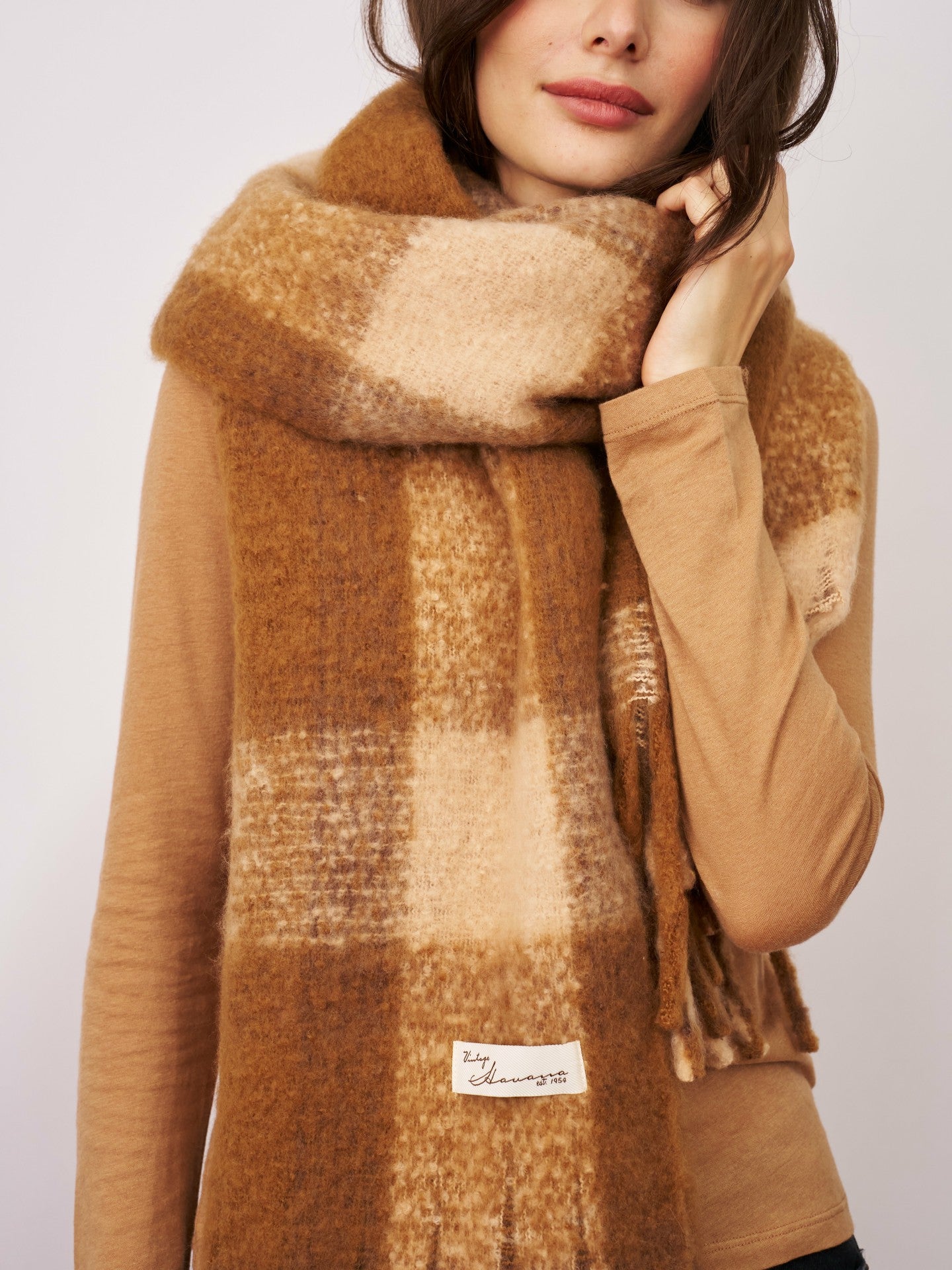 CHECK TASSEL SCARF - TAN | Vintage Havana Women