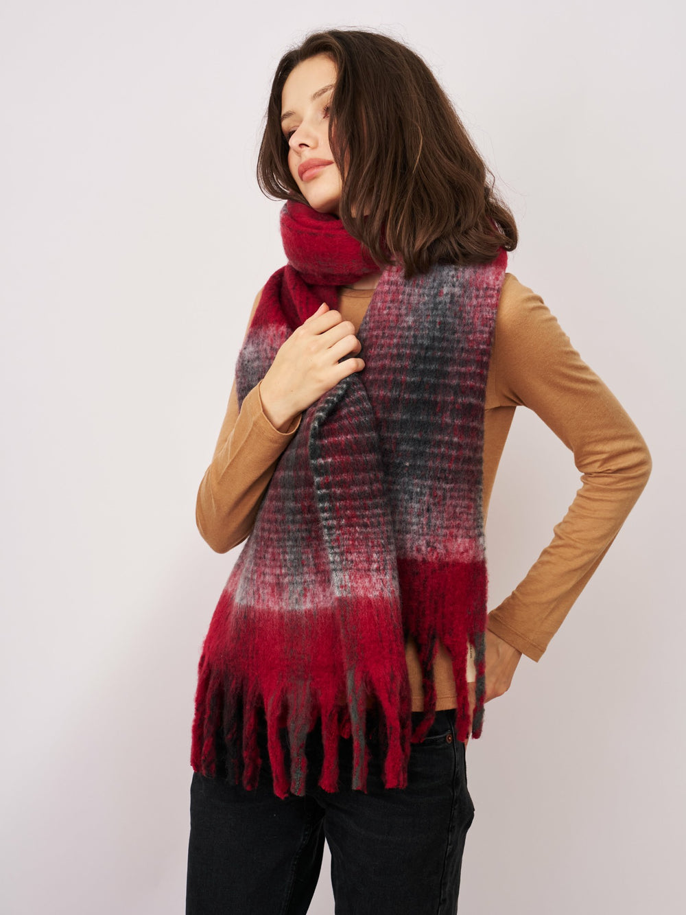 CHECK CHUNKY TASSEL SCARF - RED | Vintage Havana Women