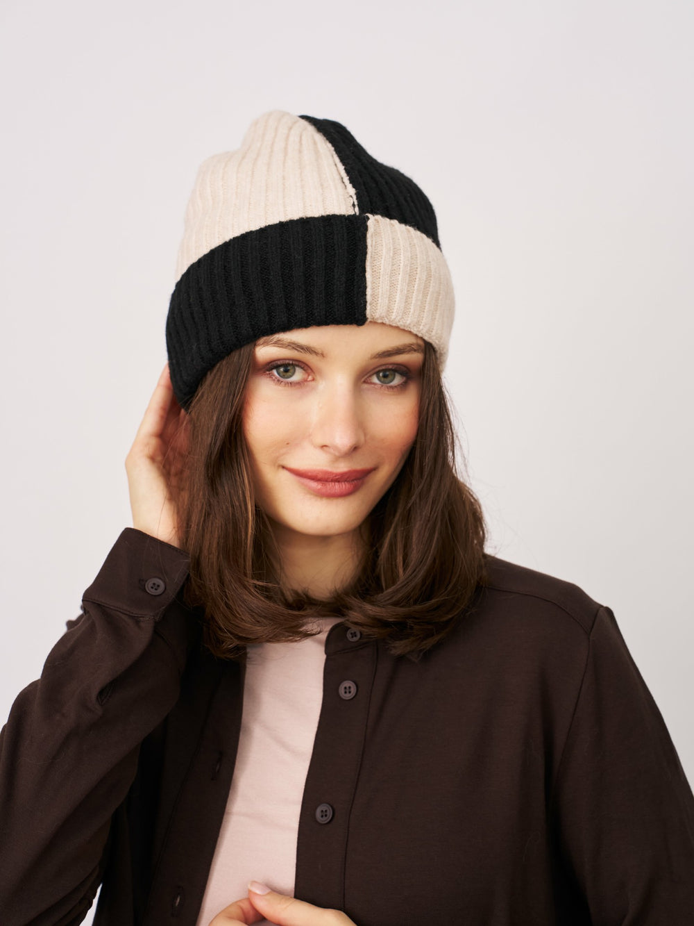 SEAM PATTERN BEANIE - BLACK | Vintage Havana Women