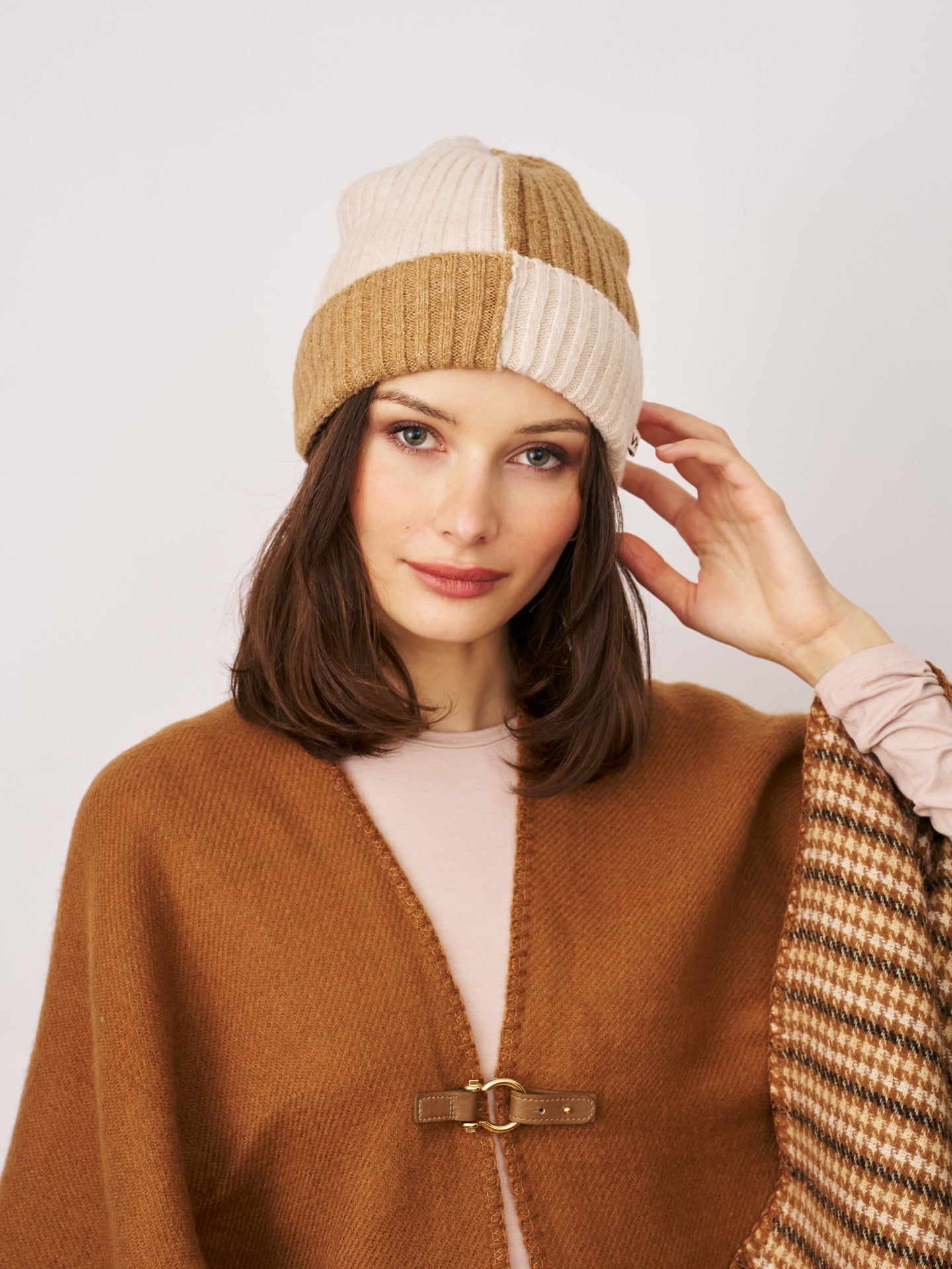 SEAM PATTERN BEANIE - TAN | Vintage Havana Women