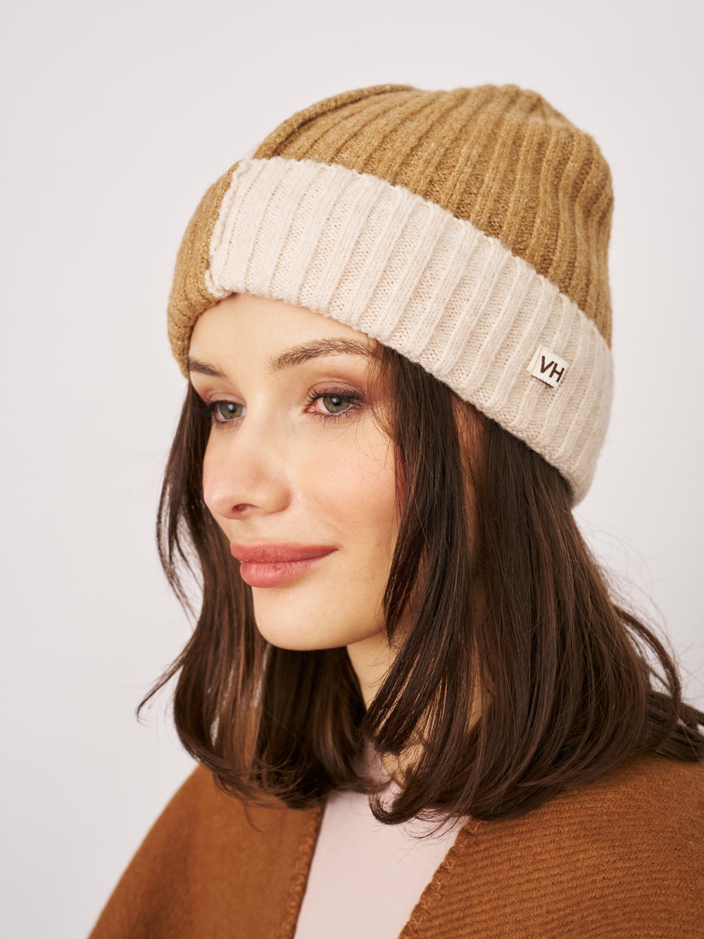 SEAM PATTERN BEANIE - TAN | Vintage Havana Women