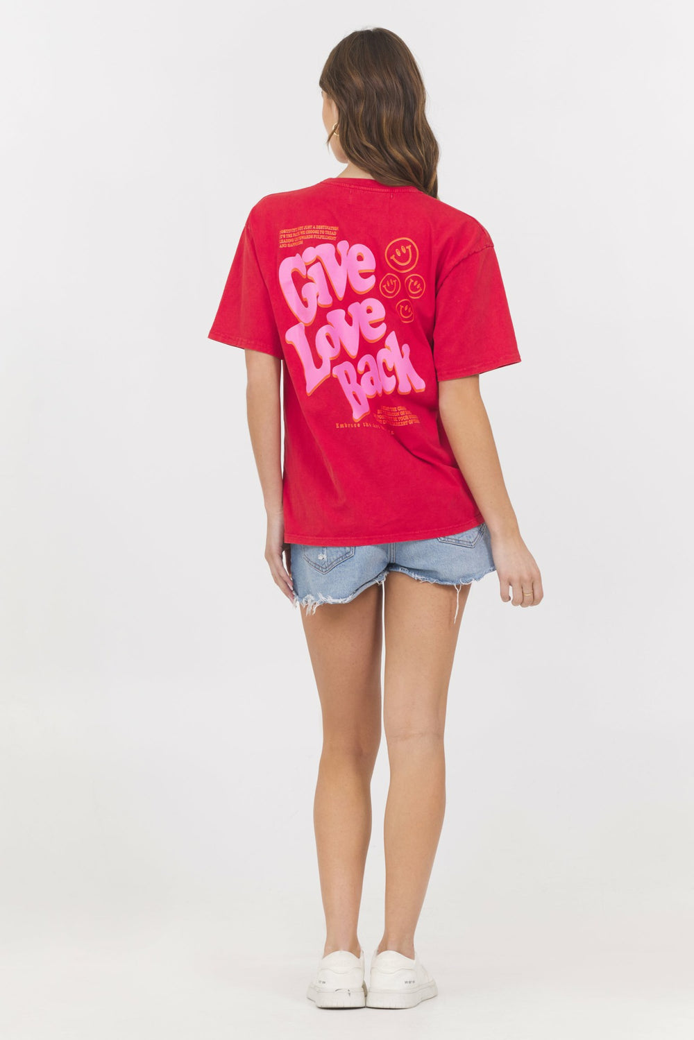 Washed Graphic Tee Give Love Back | Vintage Havana Women