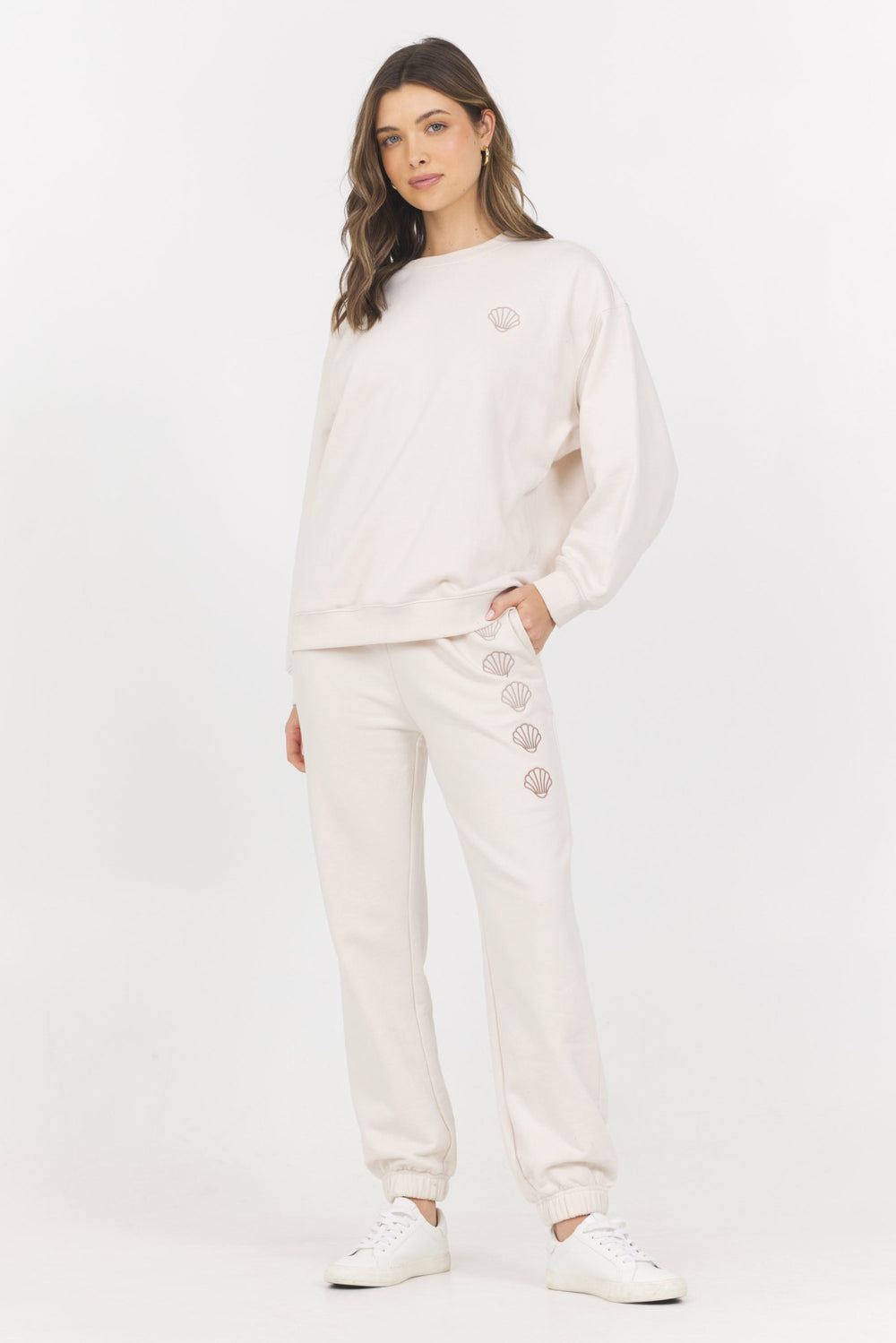 EMBROIDERED FRENCH TERRY JOGGERS | Vintage Havana Women