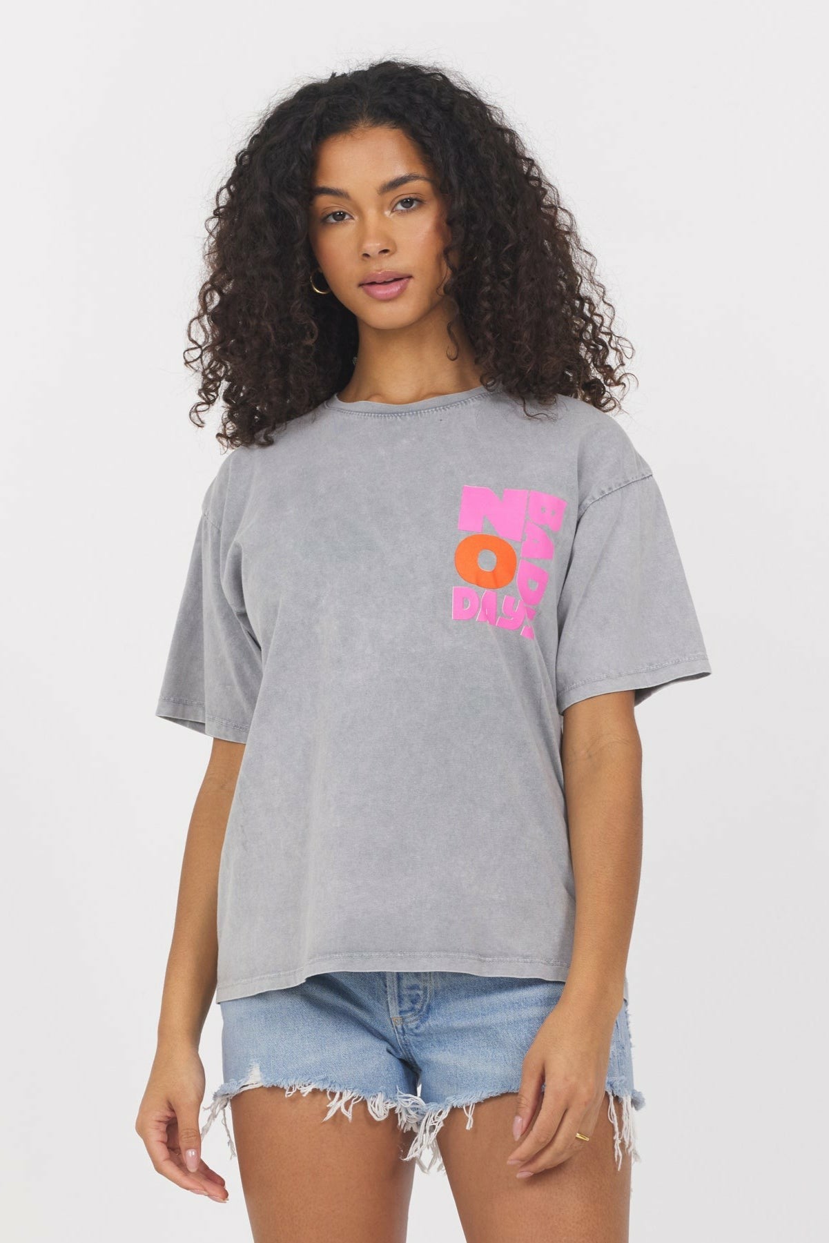 Washed Graphic Tee - NO BAD DAYS | Vintage Havana Women