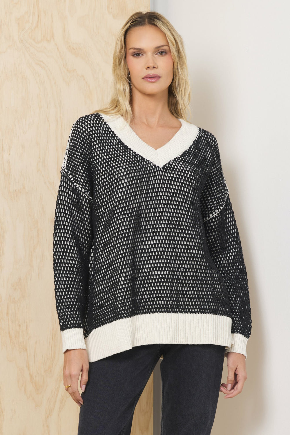 Honeycomb Knit V Neck Sweater | Vintage Havana Women