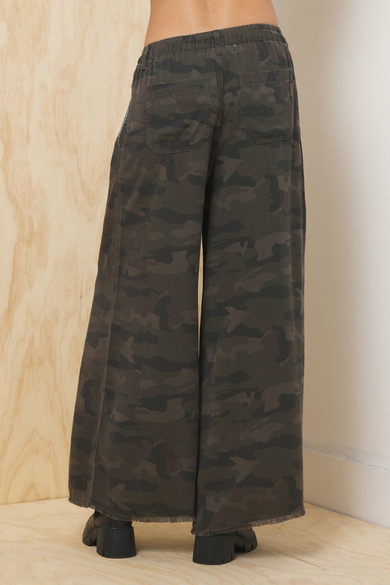Tencel Wide Leg Pant - Camo | Vintage Havana Women